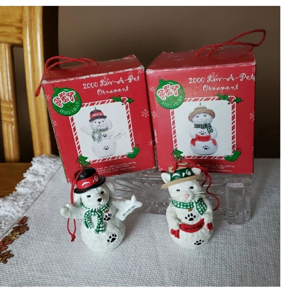 Vintage 2000 PET HOLIDAY Christmas Tree Ornament - Picture 2 of 10